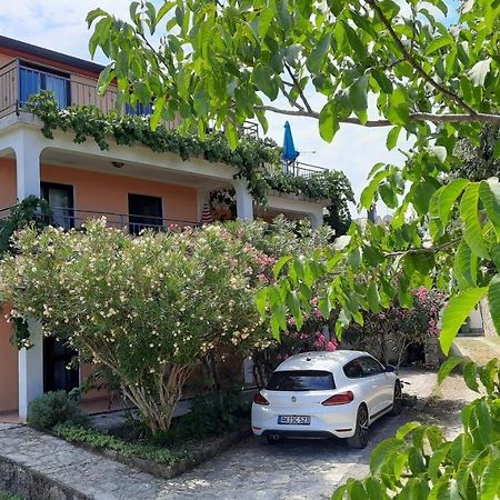 Apartments Coki Funtana Exterior foto